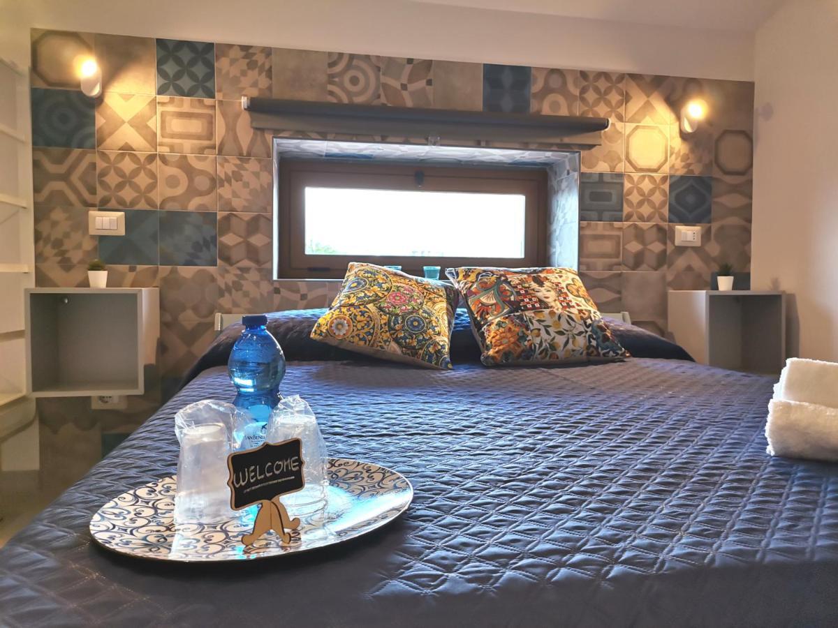 Le Metro Bed & Breakfast คารินิ ภายนอก รูปภาพ